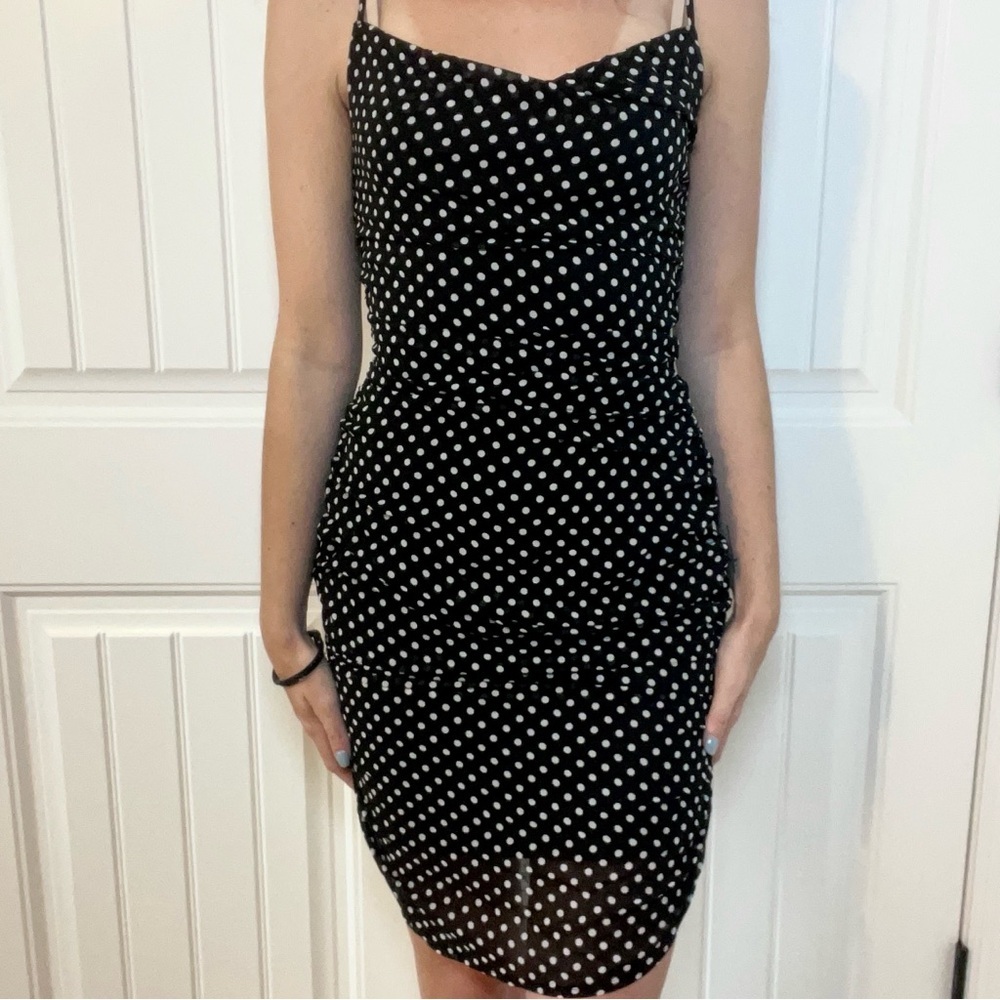 Polka Dot Ruched Dress Sleeveless Size 6 Cocktail Guest Event Casual Chic - Picture 9 of 9